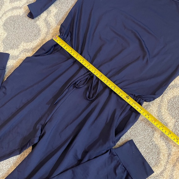 Navy jumpsuit - Picture 9 of 10